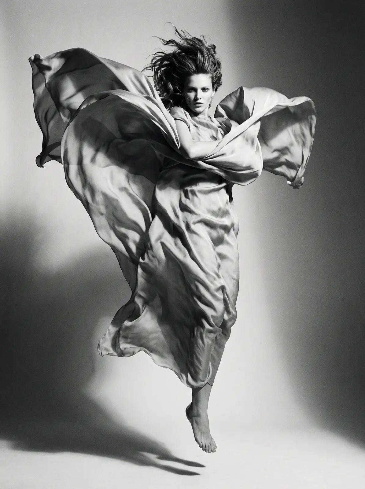 探花视频 - 热门探花与人气内容汇总 灵感橱窗 流动面料艺术摄影